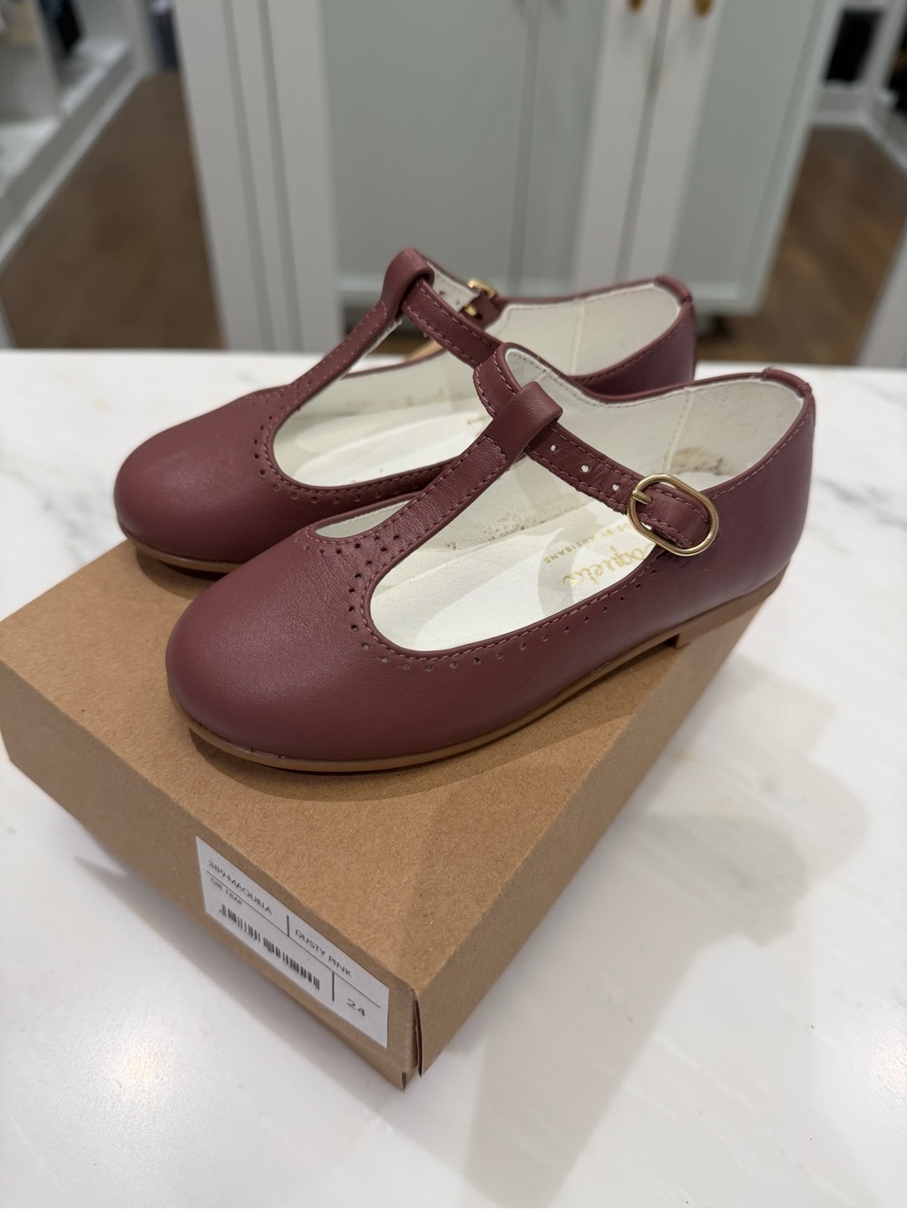 La Coqueta Dusty Pink Leather Girl T-Bar Shoes Toddler girls size 8 (24)